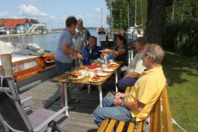 2013_Frühstück am Takelsteg.jpg
